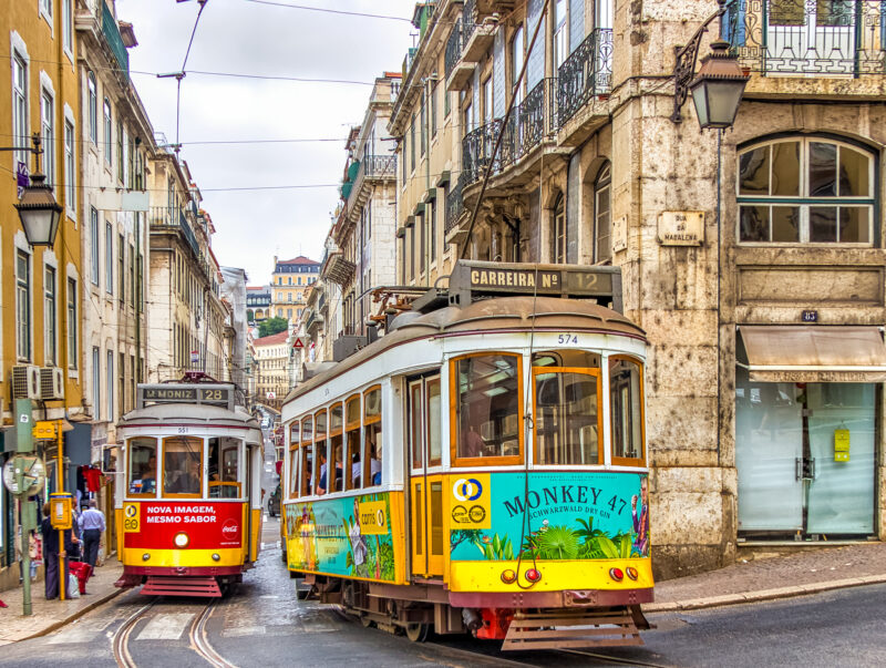 Lire la suite à propos de l’article Vivre au Portugal : Guide du Transport au Portugal